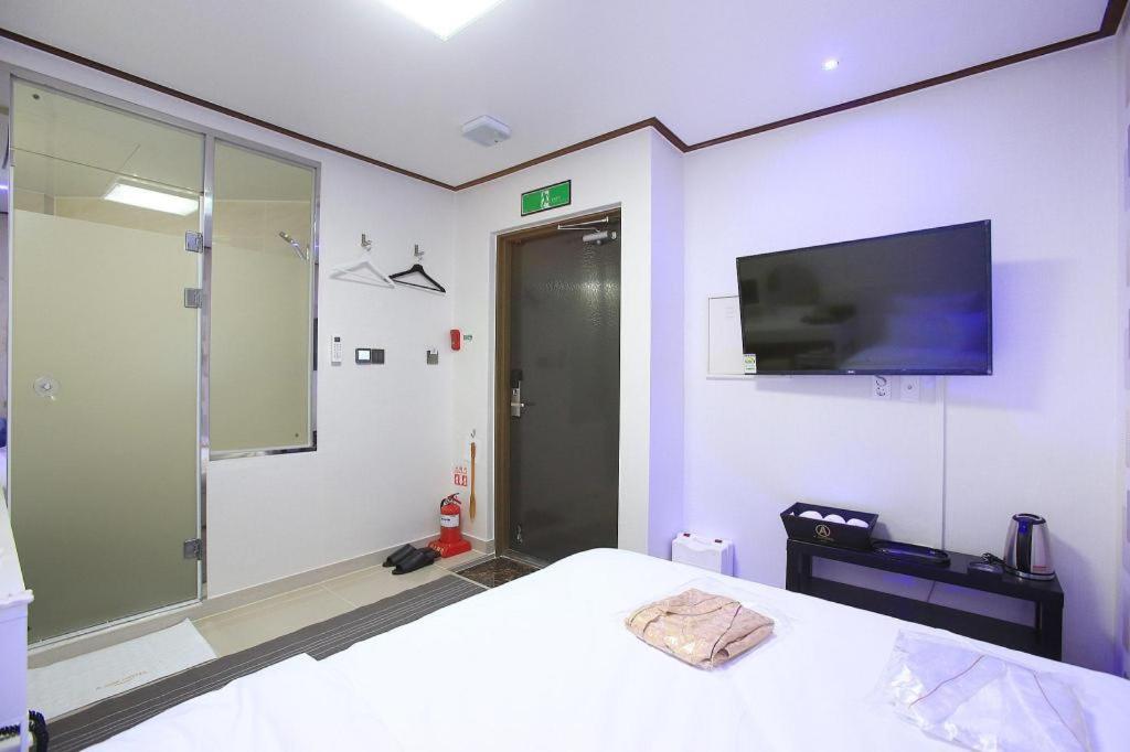 Itaewon A One Hotel Seoul Bagian luar foto